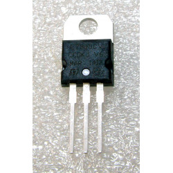 Régulateur 7815 1A.