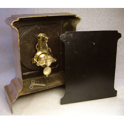 Pendule de cimetière.