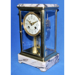 Pendule 4 glaces signée Venot Frères à balancier mercure.