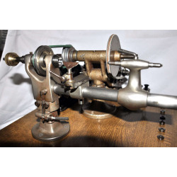 Tour d'horloger 8mm révisé sur socle.