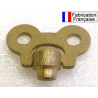 Clef papillon laiton