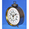 Gros réveil Junghans à dateur automatique.