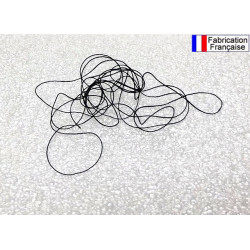 0.50m de fil de soie pour accrocher les balanciers de mouvements de Paris.